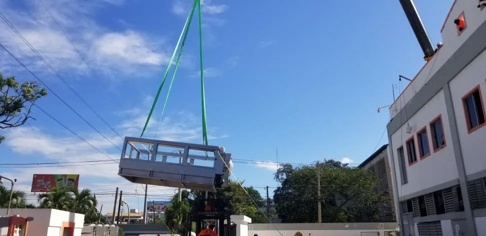Instalación de condensador evaporativo